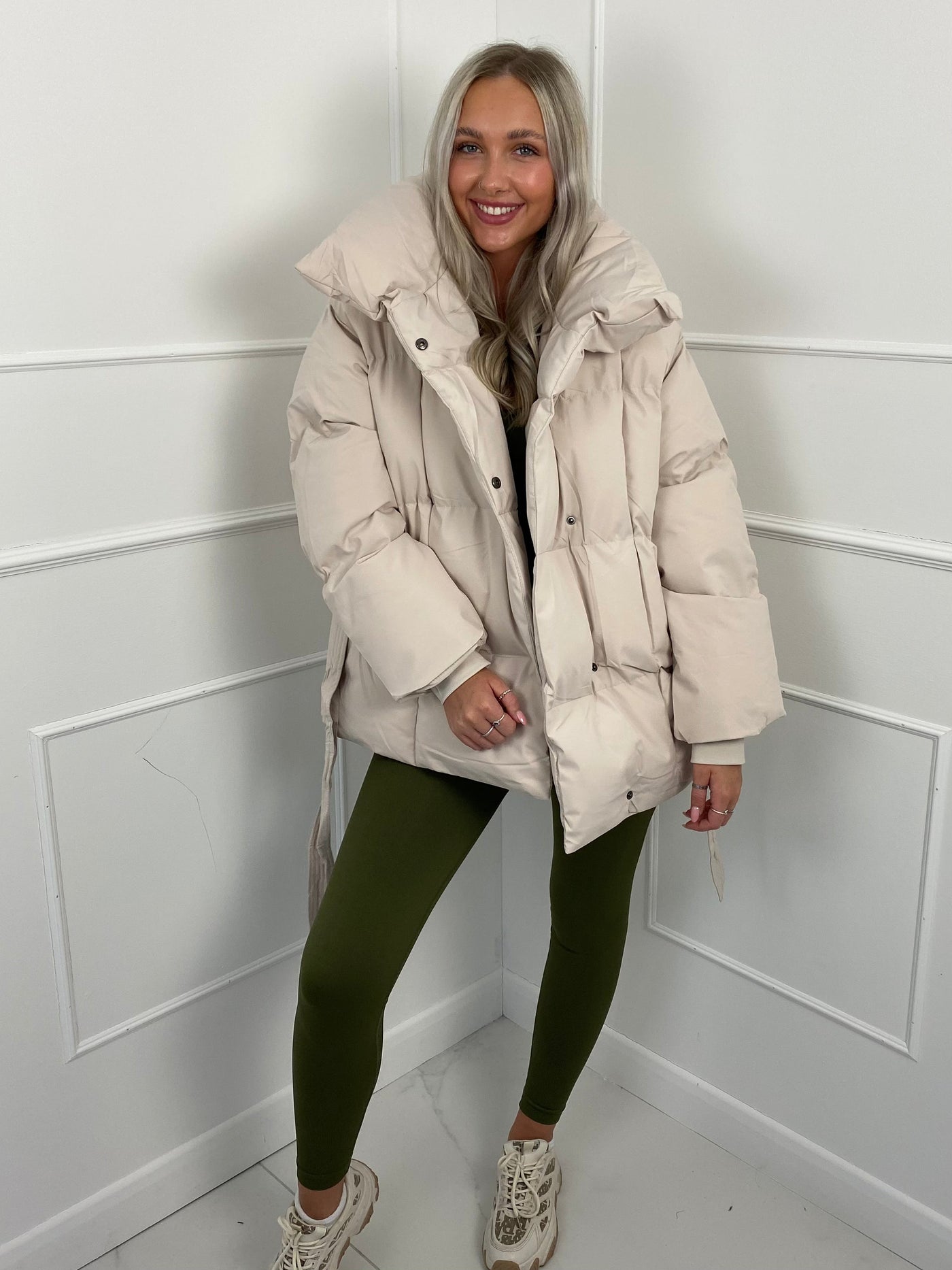 Emily - Short Belted Puffer Jacket