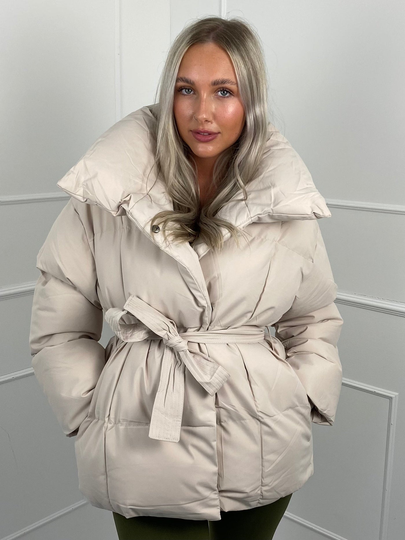 Emily - Short Belted Puffer Jacket