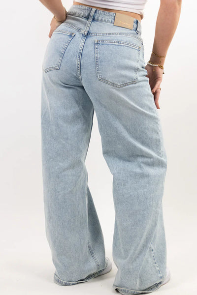 LEAH ROPE LOOSE FIT JEANS
