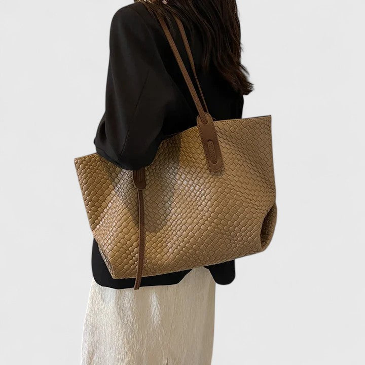 Elara - Chic Tote Bag