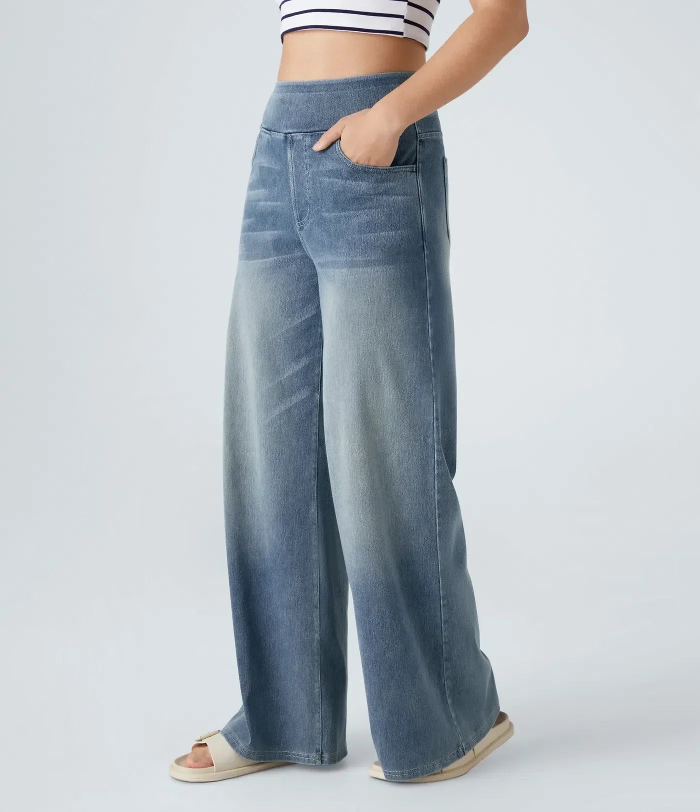 Evelyn Elastic High-Waisted Pants