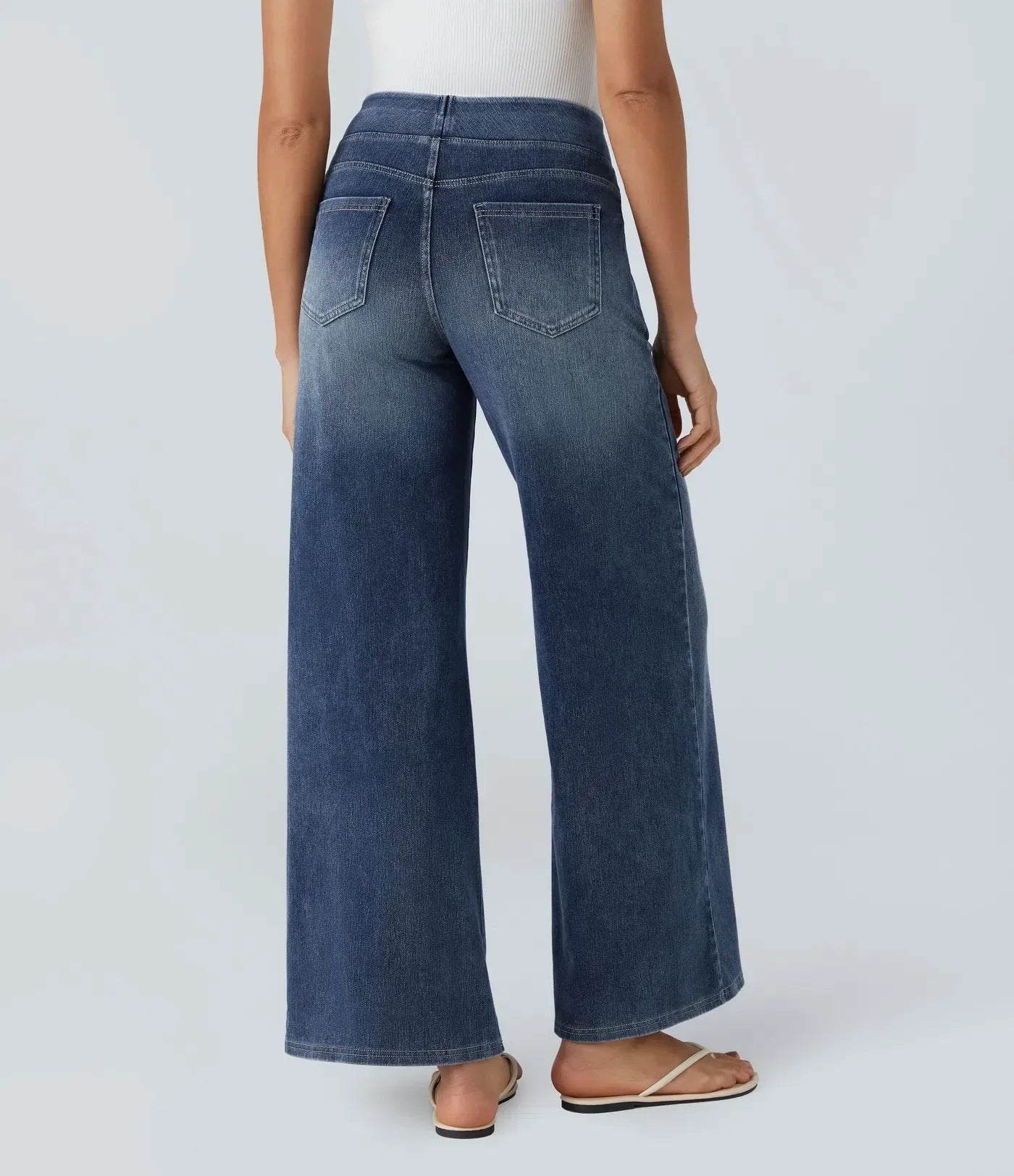 Evelyn Elastic High-Waisted Pants
